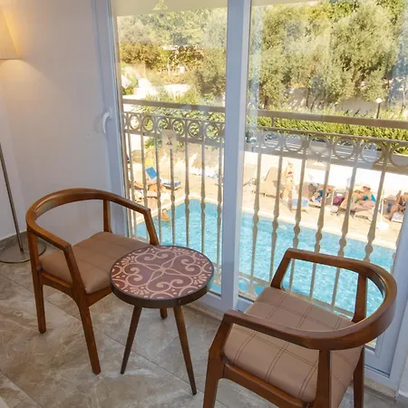 Turquoise Hotel 4*